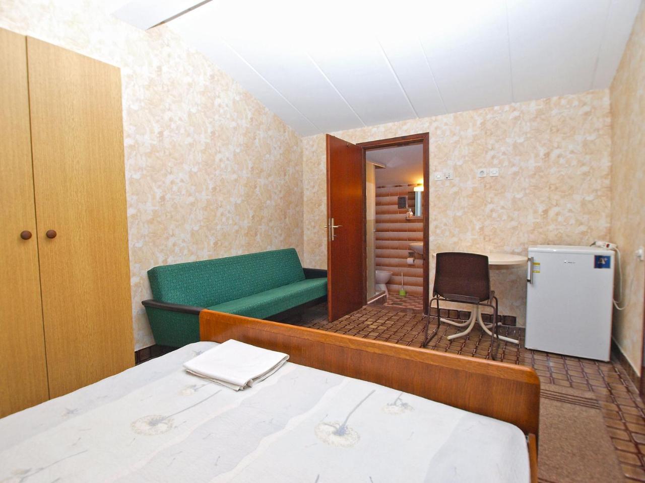 Rooms Antun 1238 Μεντουλίν Εξωτερικό φωτογραφία