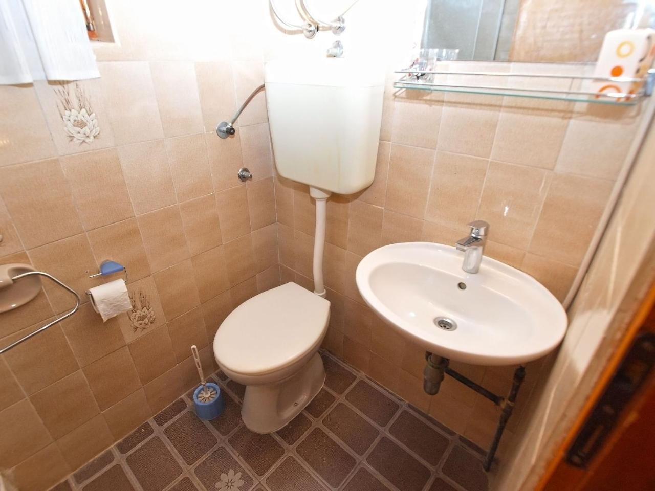 Rooms Antun 1238 Μεντουλίν Εξωτερικό φωτογραφία